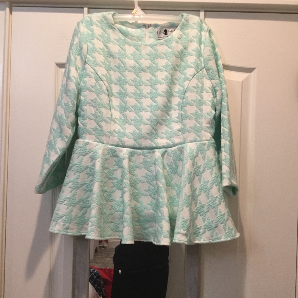 Cute dainty jewels two piece